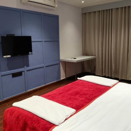 Hotel Balaji Central Ratlām Buitenkant foto