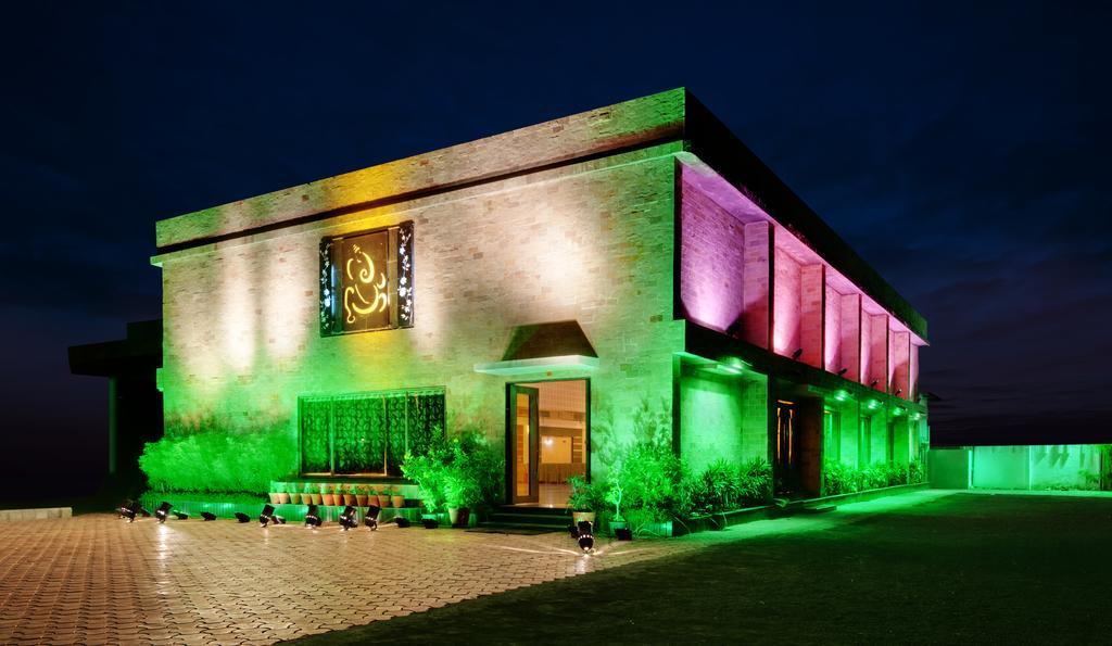 Hotel Balaji Central Ratlām Buitenkant foto